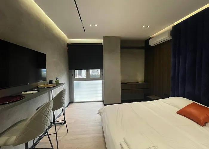 Jt - Yellow Apartamento Tirana